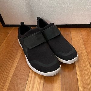 Teva Velcro Sneakers